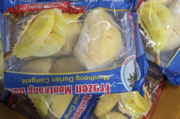 400g/pk Golden Pillow Durian Flesh (with Seed) DC fruit