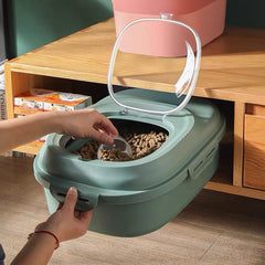 Pet food storage container (foldable)